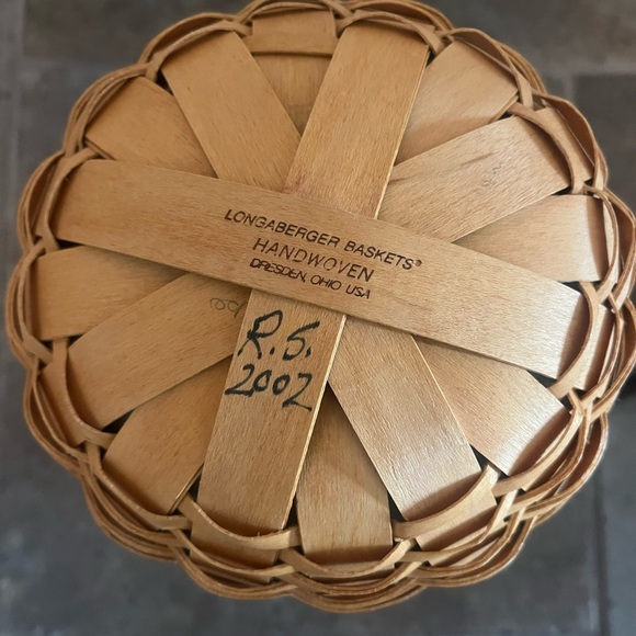 Longaberger Basket - Picture 4 of 5